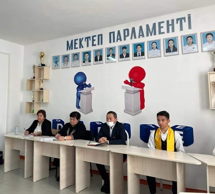 "Б.П ЖАСТАРДЫ БІЛІММЕН ҚАМТЫҒАНҒА ҚАРАҒАНДА, ЖҰМЫСПЕН ҚАМТУ ҚИЫНЫРАҚ Д.Е"