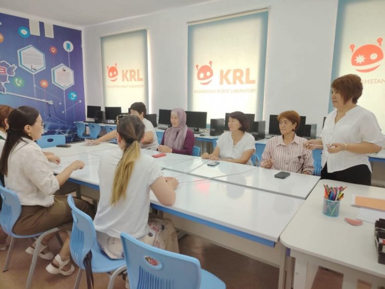 “Әкем - тірегім,  Анам - жүрегім” тақырыбында ата-аналармен тренинг өткізілді